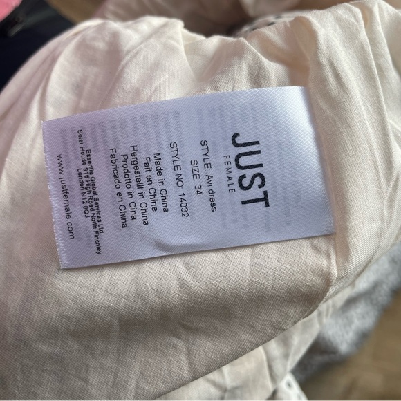 JUST Female Avi Polka Dot Smocked Puff Sleeve Midi Dress Sz 36 (US 4-6) cottage - Picture 6 of 8